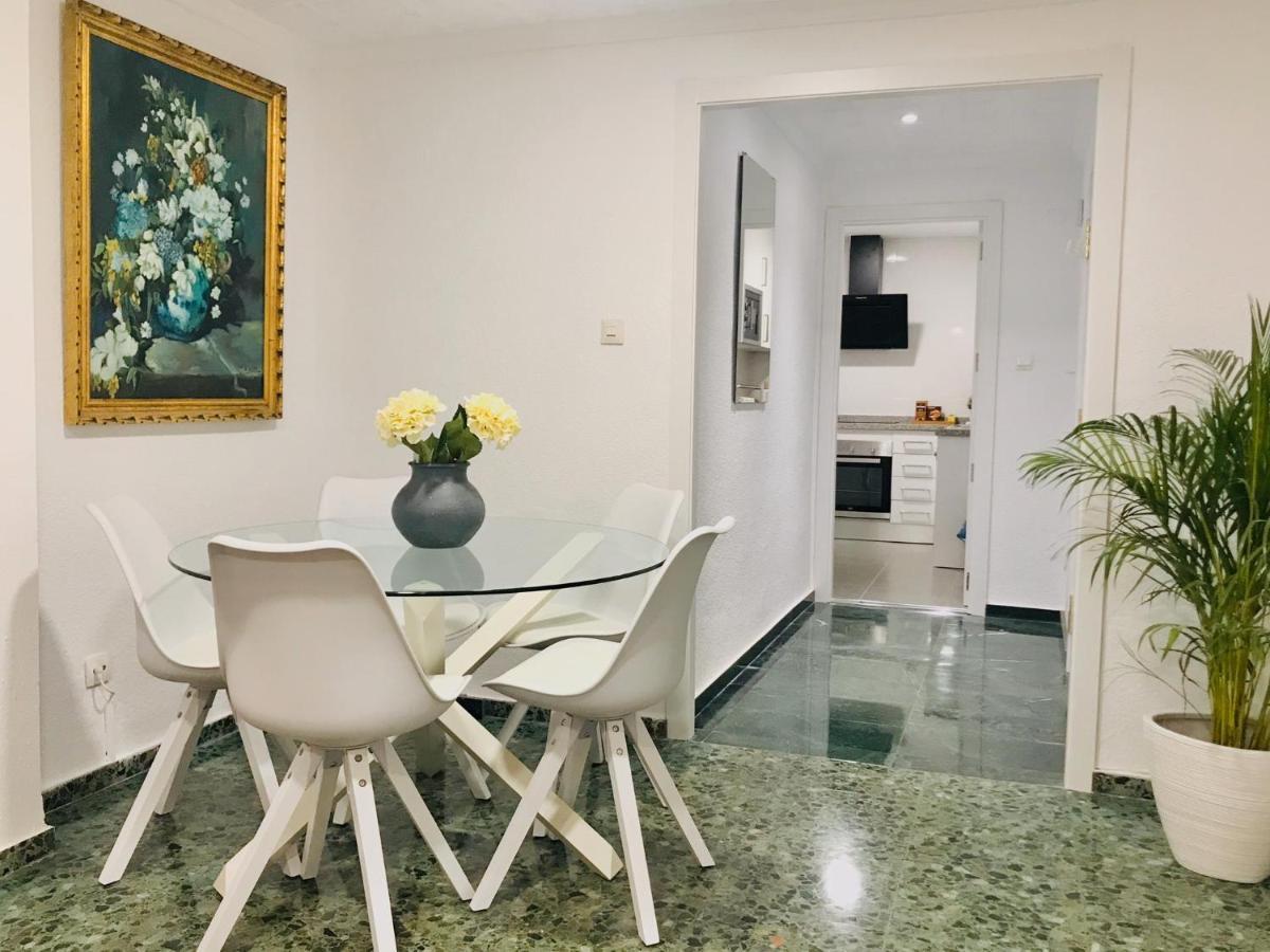 City Center & Terrace By Ele Apartments مالقة المظهر الخارجي الصورة