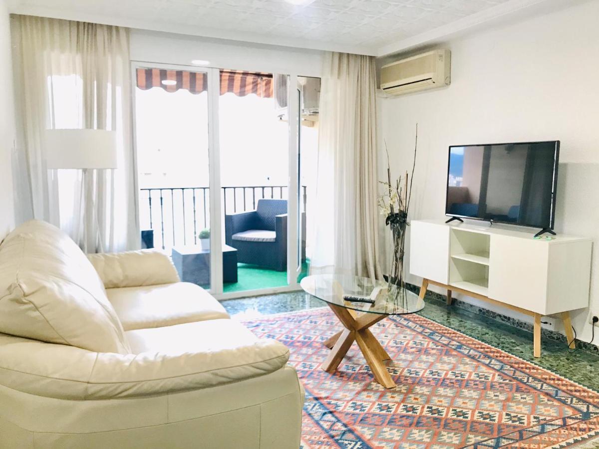 City Center & Terrace By Ele Apartments مالقة المظهر الخارجي الصورة